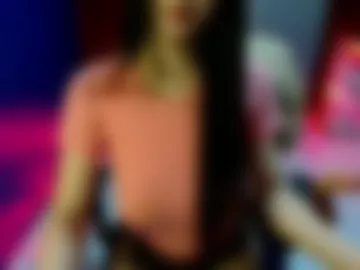 lovelypetite143 photo 3
