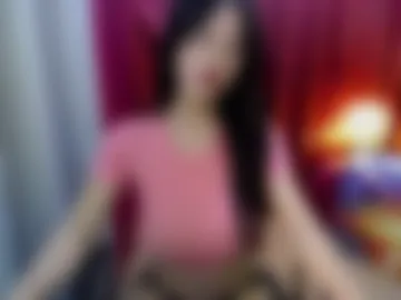 lovelypetite143 photo 2