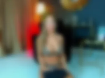 lovingblondie photo 2