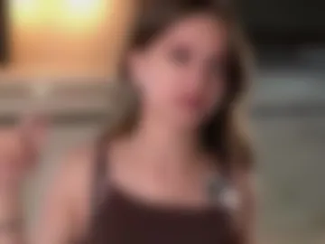 lovvmenow webcam preview