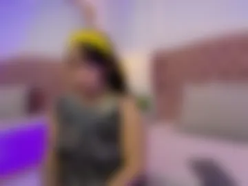 luanaevans photo 6