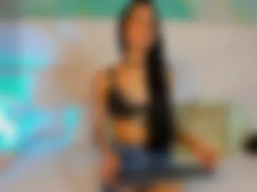 lucia_nowell live webcam preview
