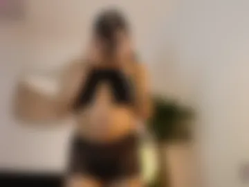 luciana_glow photo 2