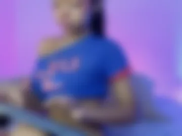 lucie_petite webcam preview