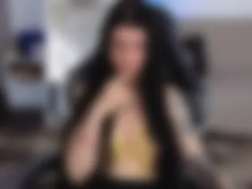 luckyrebel_ webcam preview