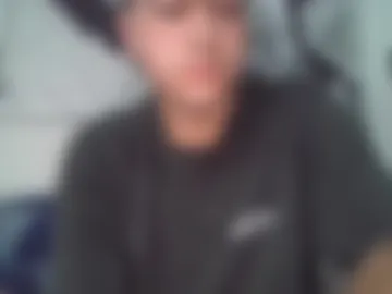 lucrativebong live webcam preview