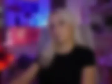 lucy_cutie_ live webcam preview