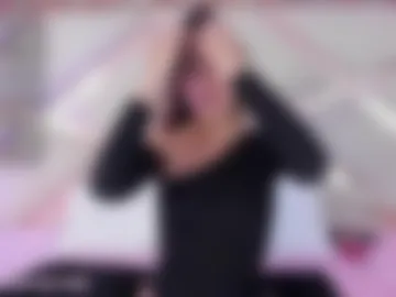 lucy_davies_ photo 9