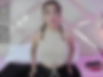 lucy_davies_ photo 3