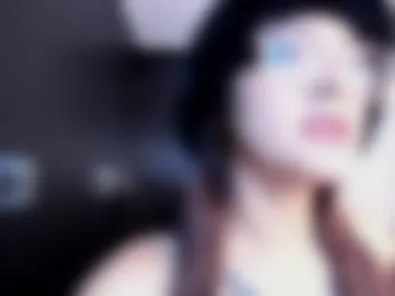 lucy_doll85 webcam preview