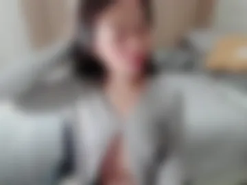 lucy_pearlxx live webcam preview