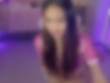 lucydelrey57 photo 3