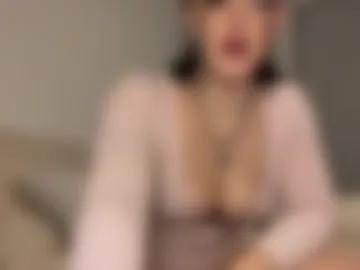 lucylotusxx photo 4
