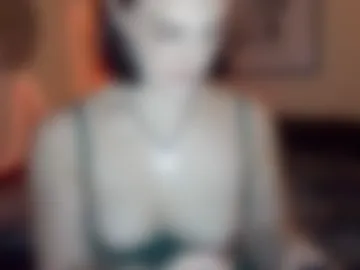 lucylotusxx photo 3