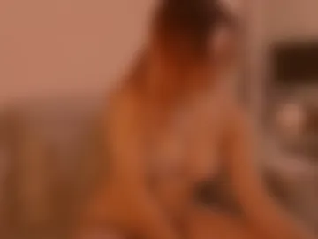 lucyxlou webcam preview