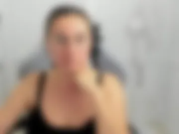 lucyycharm live webcam preview
