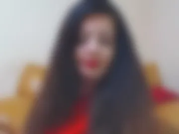 luisahornydoll webcam preview