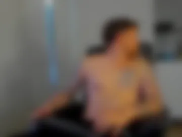 lukeglanton17 photo 5