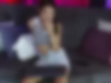 lulu_petite_ webcam preview
