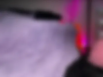 luna_luuvz webcam preview