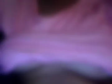 luna_naughty22 live webcam preview