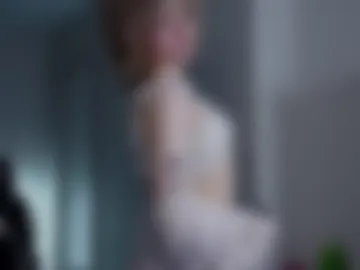 lunaa_bee webcam preview