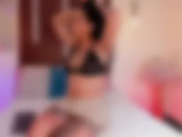 lunaa_moonn webcam preview