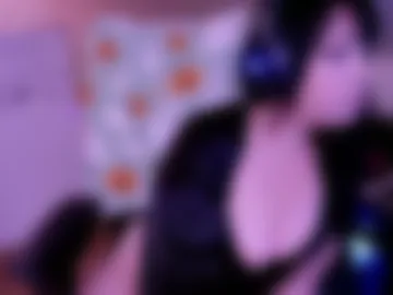 lunalaneee photo 3