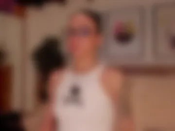 lunaruso webcam preview