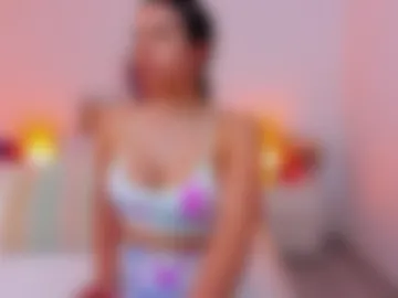 luscioussarra photo 4