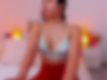 luscioussarra photo 3