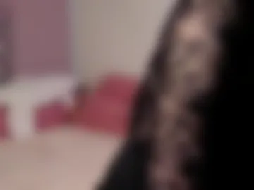 luvenianitschke photo 8