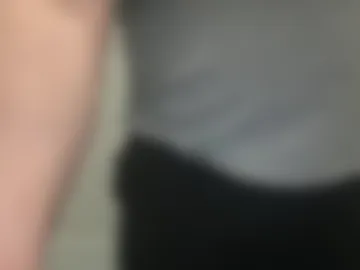 lvguynextdoor440656 photo 4