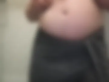 lvguynextdoor440656 photo 5