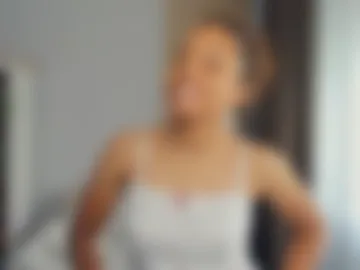 lydalambino webcam preview
