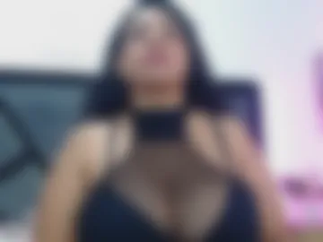 lylalongg webcam preview