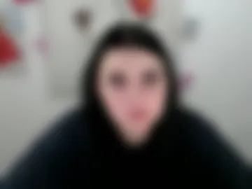 m_i_k_i_ live webcam preview
