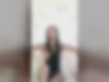 maddie_is_wet photo 2