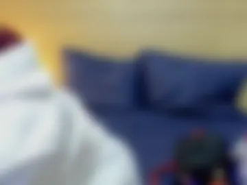 madelaine_blosson photo 8