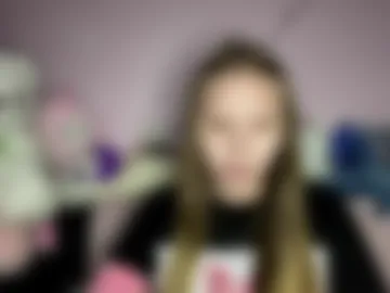 madelainesperoni photo 5