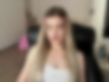 madelenequirk photo 2