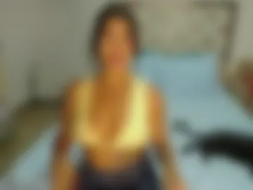 madeyn_roses webcam preview