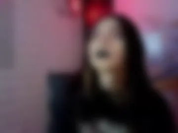 maevekuro webcam preview
