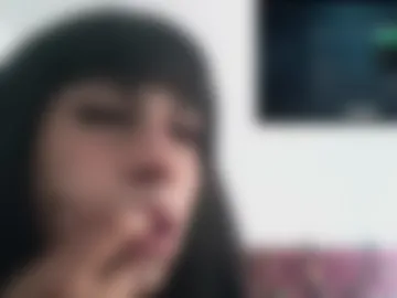 maidseductive live webcam preview