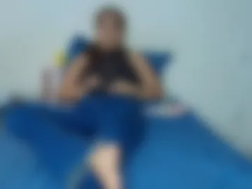 maira_milf live webcam preview