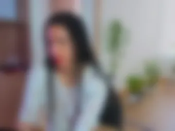 maithe_perroni photo 7