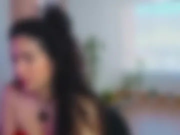 maithe_perroni photo 4