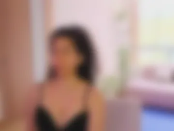 maithe_perroni photo 2