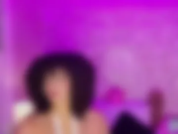 malaikabrown webcam preview