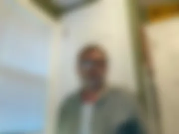marhulau64 live webcam preview